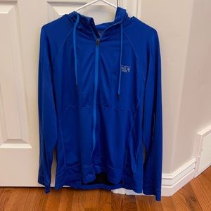 Large Mountain Hardwear lightweight jacket